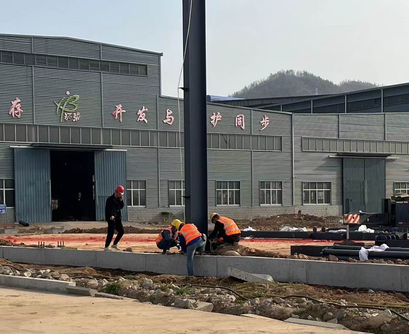 河南开云唯一官网_开云(中国)
高端智能装备制造项目标准化厂房钢立柱完成吊装